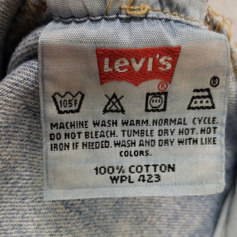 Y2K Levi's 501 Jeans Mens 34x30 Light Blue Distressed Button Fly Denim 2003